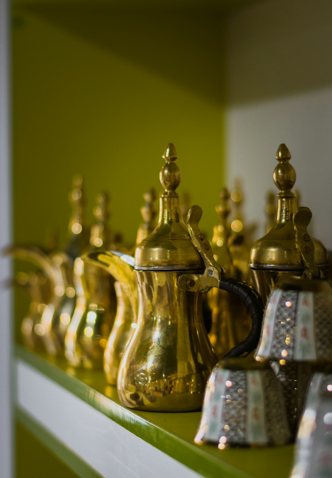 Omani Coffee Set with Dallah